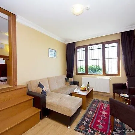 Adonis Palace فندق اسطنبول