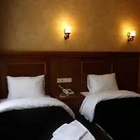 Adonis Palace Hotel 3*