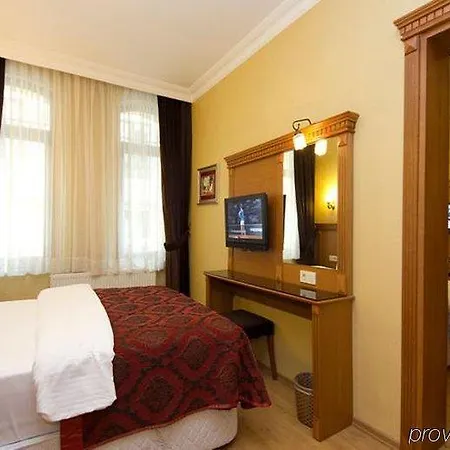 Adonis Palace